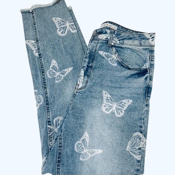 Tinseltown Blue Butterfly Ankle Jeans Size 11/12 - Picture 6 of 10